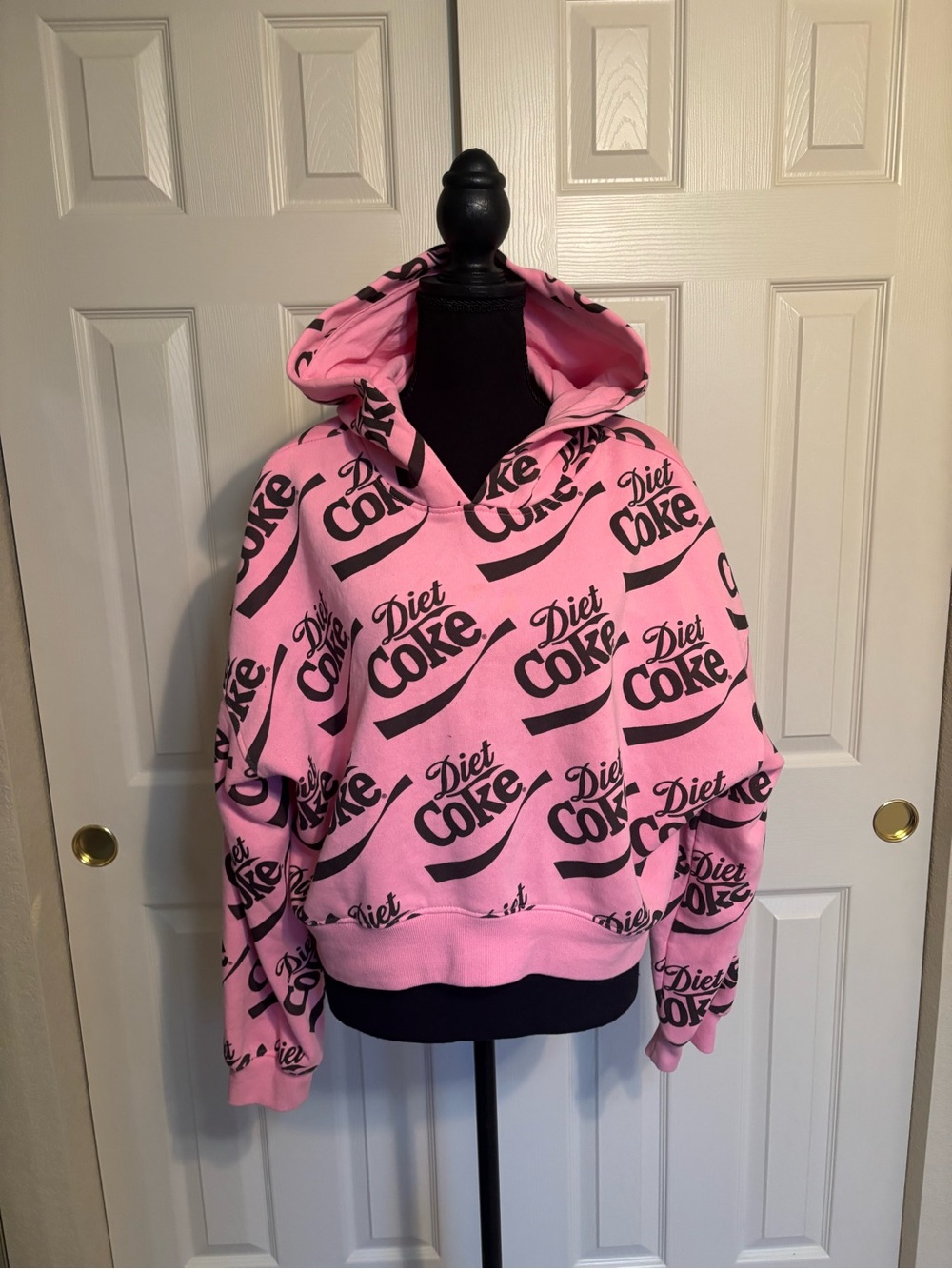 Coca-Cola Diet Coke Pink & Black Crop Pullover Hoodie Sweatshirt women’s size L